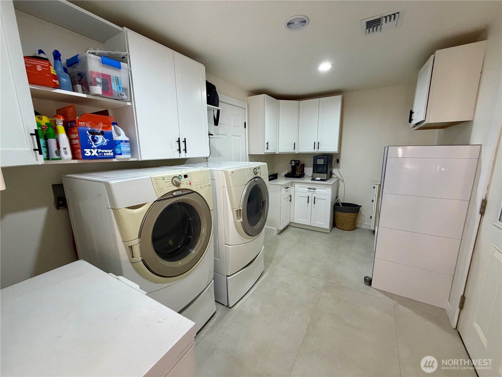 432 8th Street , Blaine, WA 98230