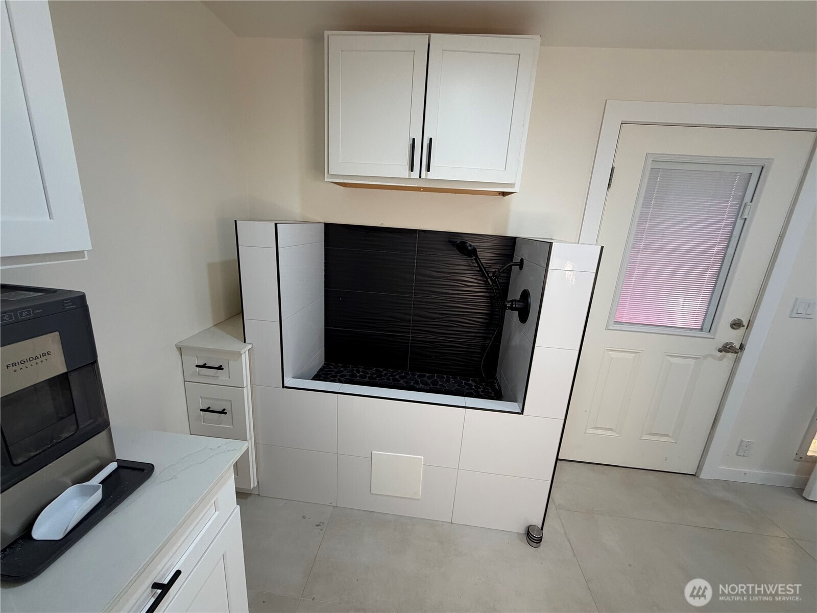 432 8th Street , Blaine, WA 98230