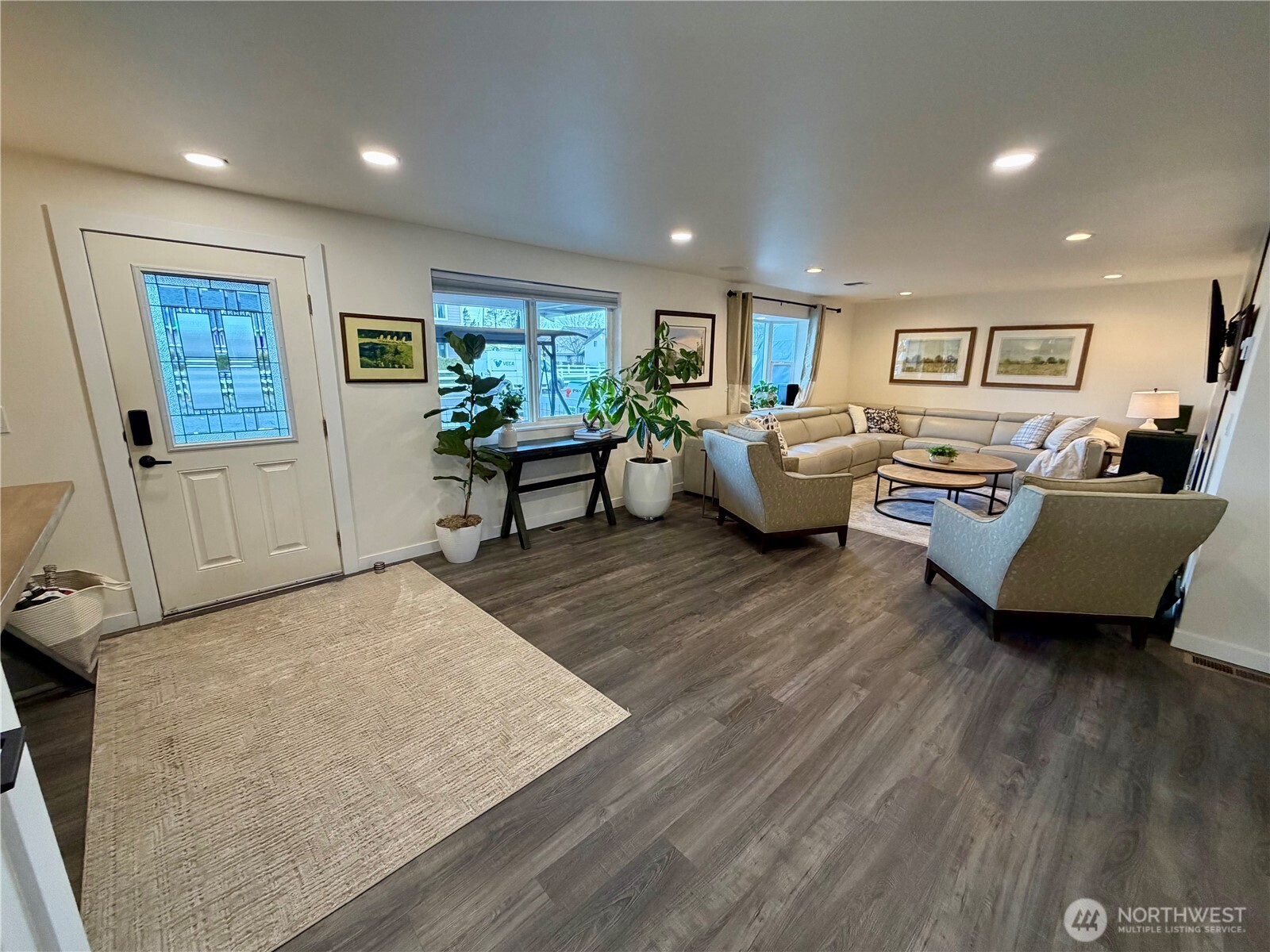 432 8th Street , Blaine, WA 98230