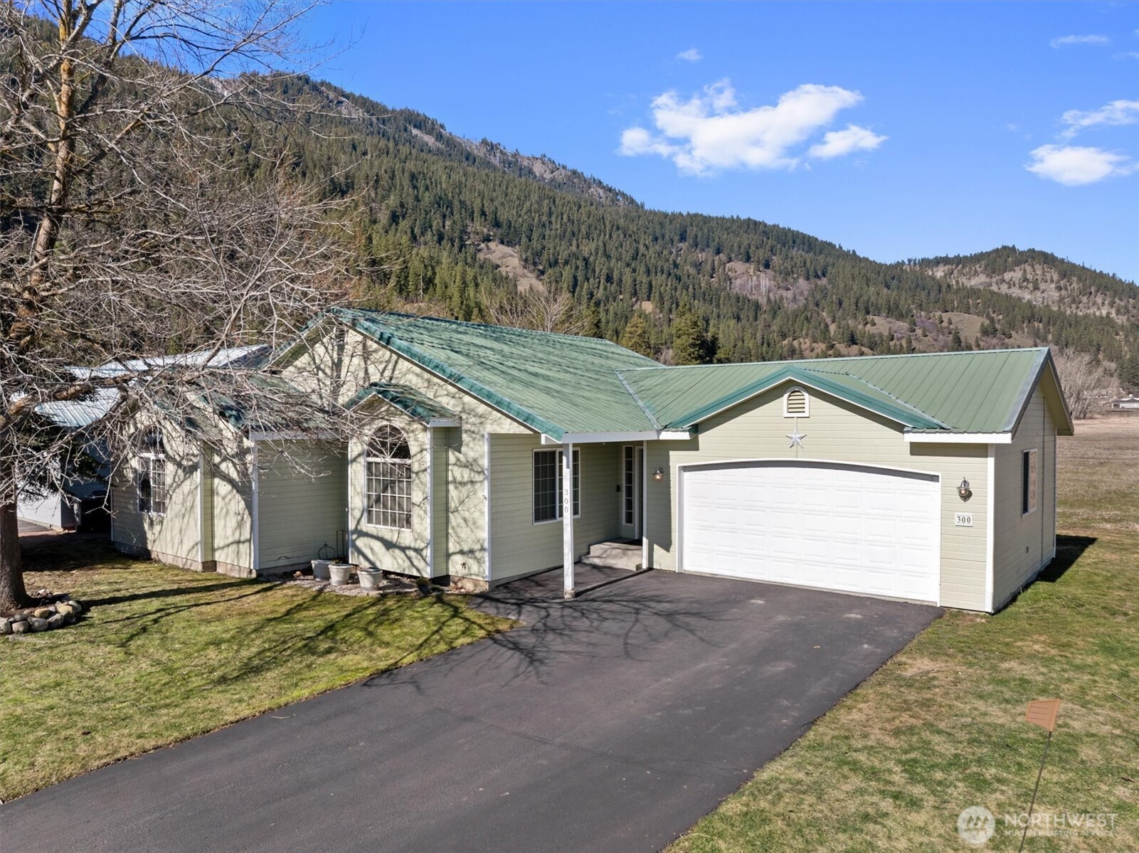 300 Tumwater Drive , Leavenworth, WA 98826