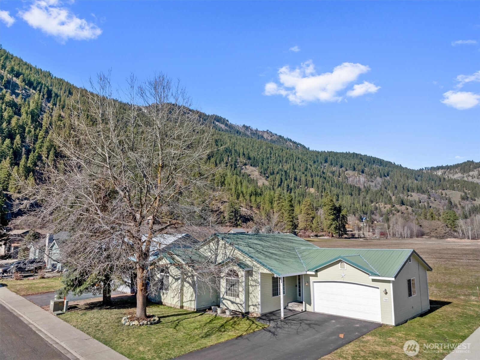 300 Tumwater Drive , Leavenworth, WA 98826