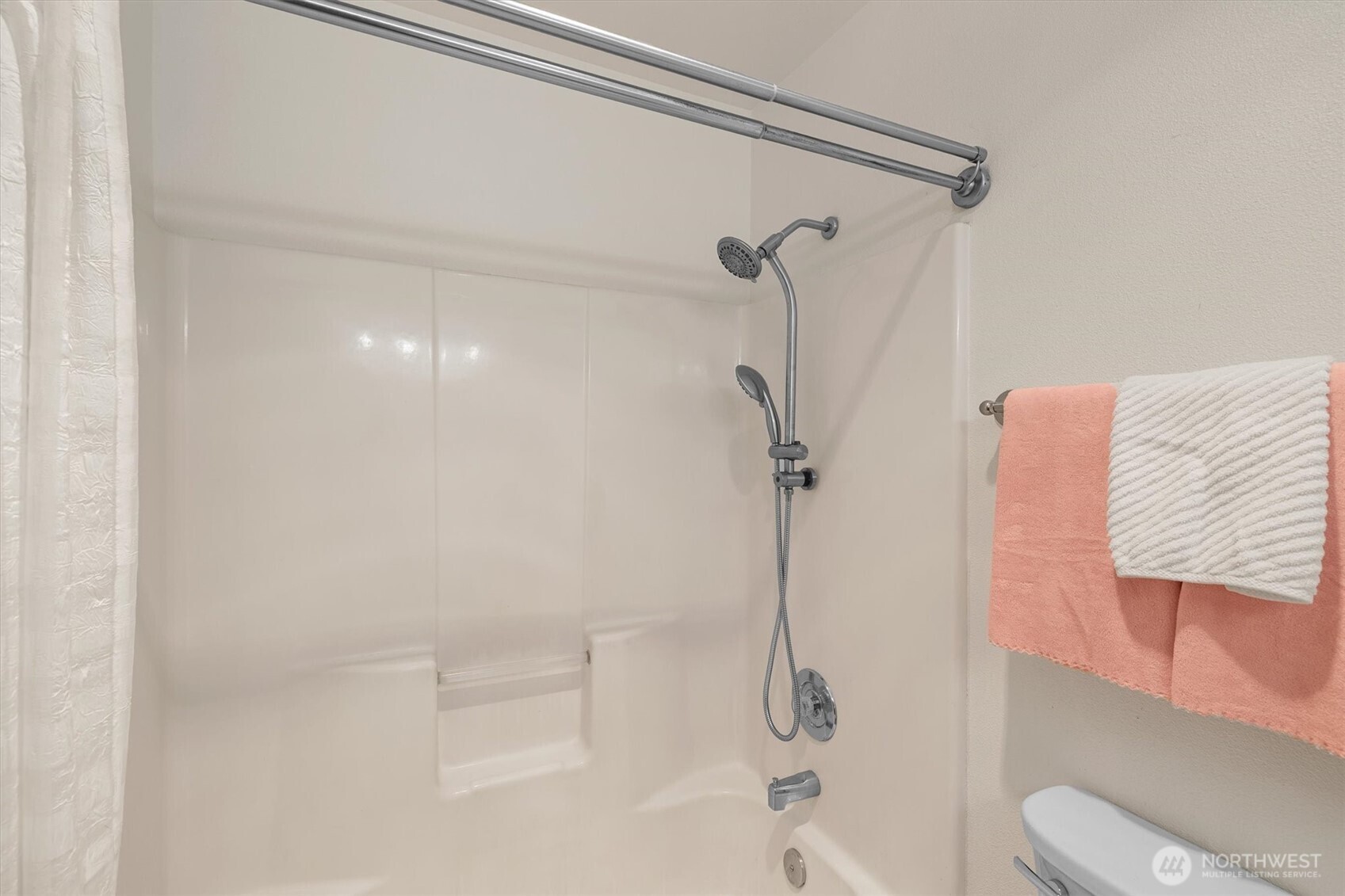 300 Tumwater Drive , Leavenworth, WA 98826