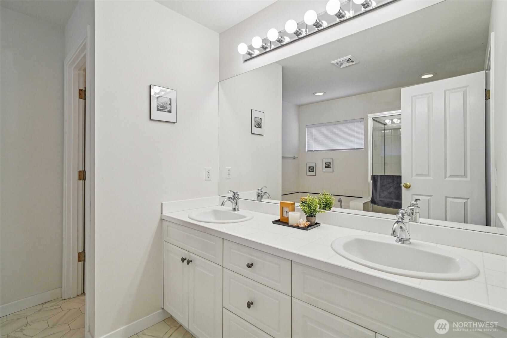 722 239th Lane SE, Sammamish, WA 98074