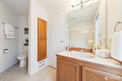 5813 S 238th CT #F2, Kent, WA 98032 - Photo 26