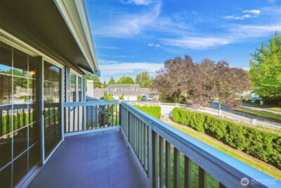 5813 S 238th CT #F2, Kent, WA 98032 - Photo 28
