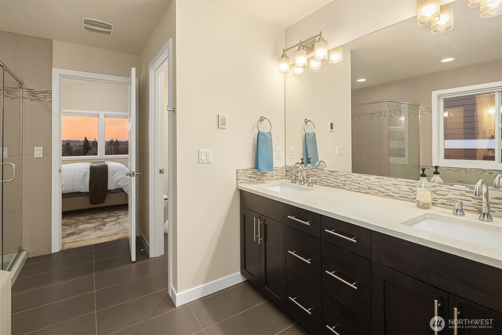 12974 SE 288th Place , Auburn, WA 98092