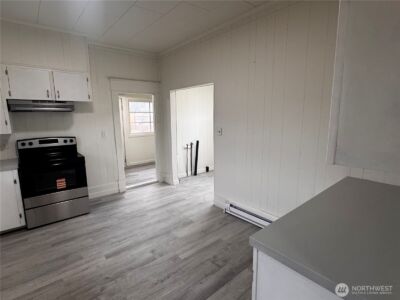 517 Water Street , South Bend, WA 98586 - Photo 8