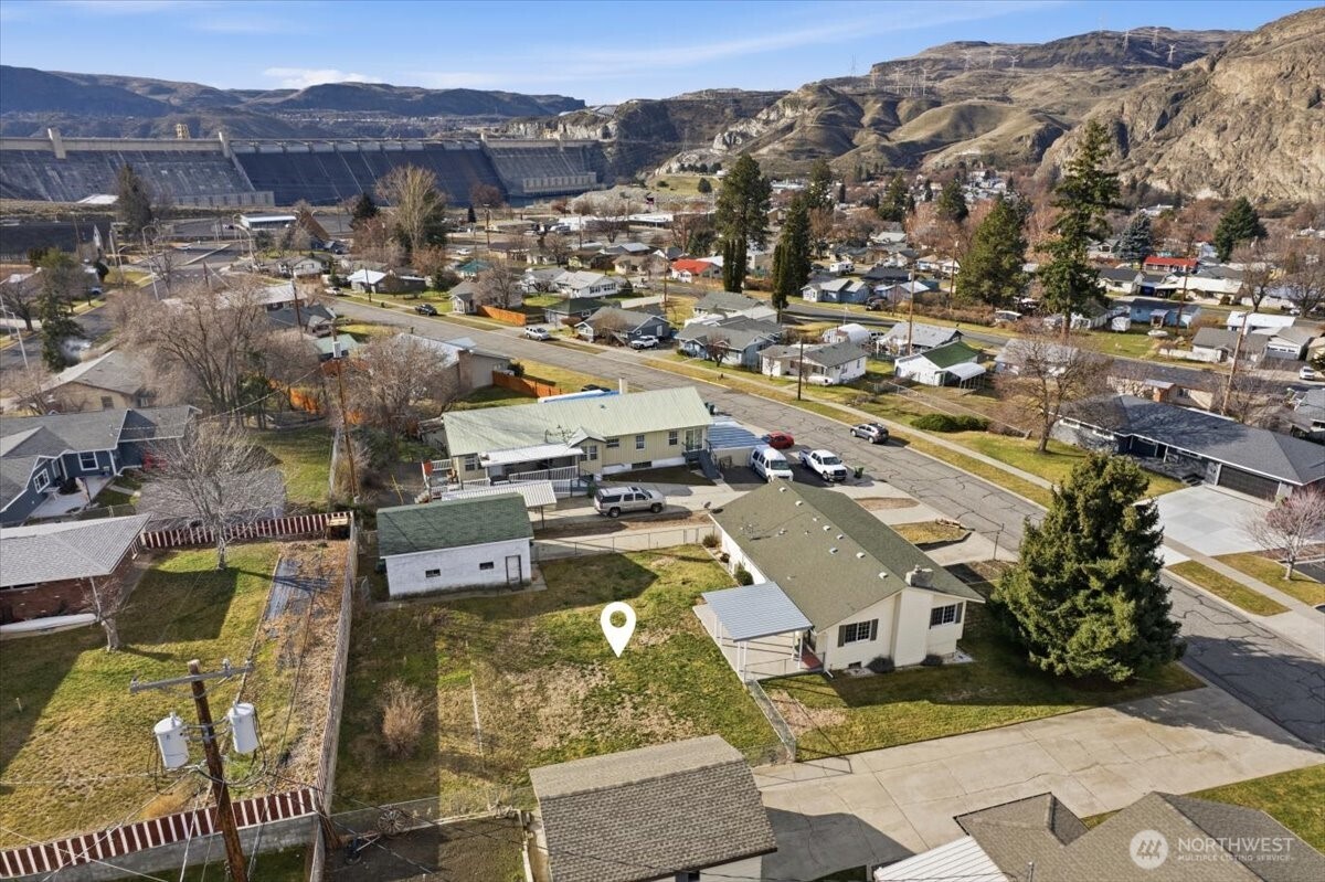 707 Spruce Street , Coulee Dam, WA 99116