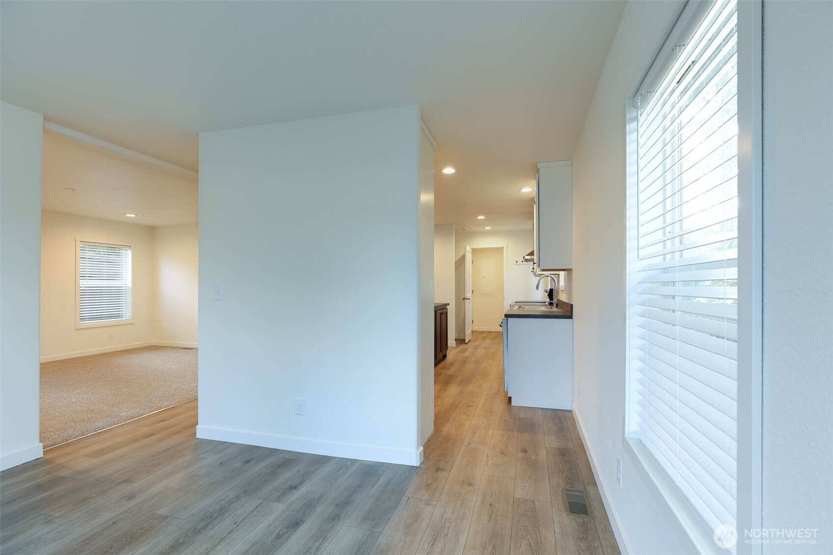 390 Ledgewood Beach Road , Coupeville, WA 98239