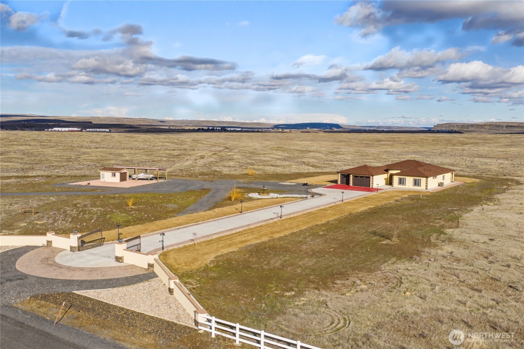 21347 Road D.5 Road , Soap Lake, WA 98851