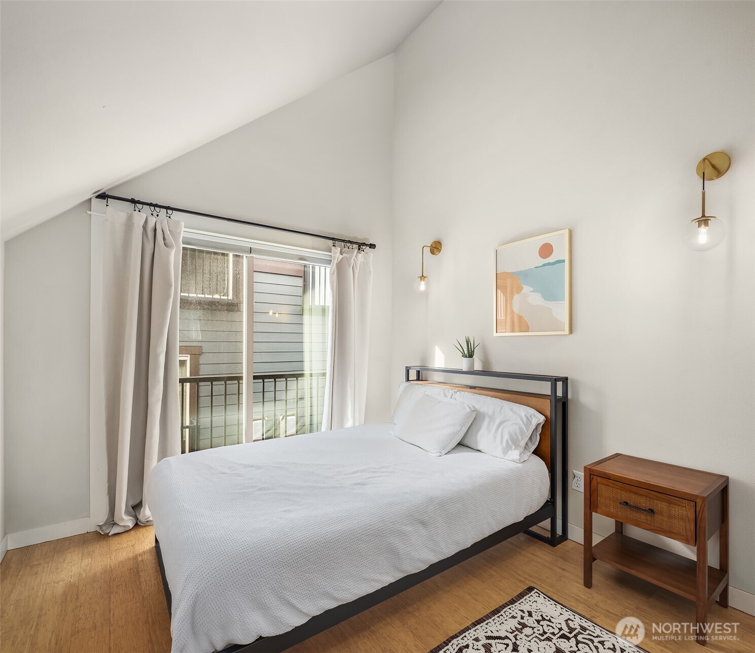 218 24th Avenue E #A, Seattle, WA 98112