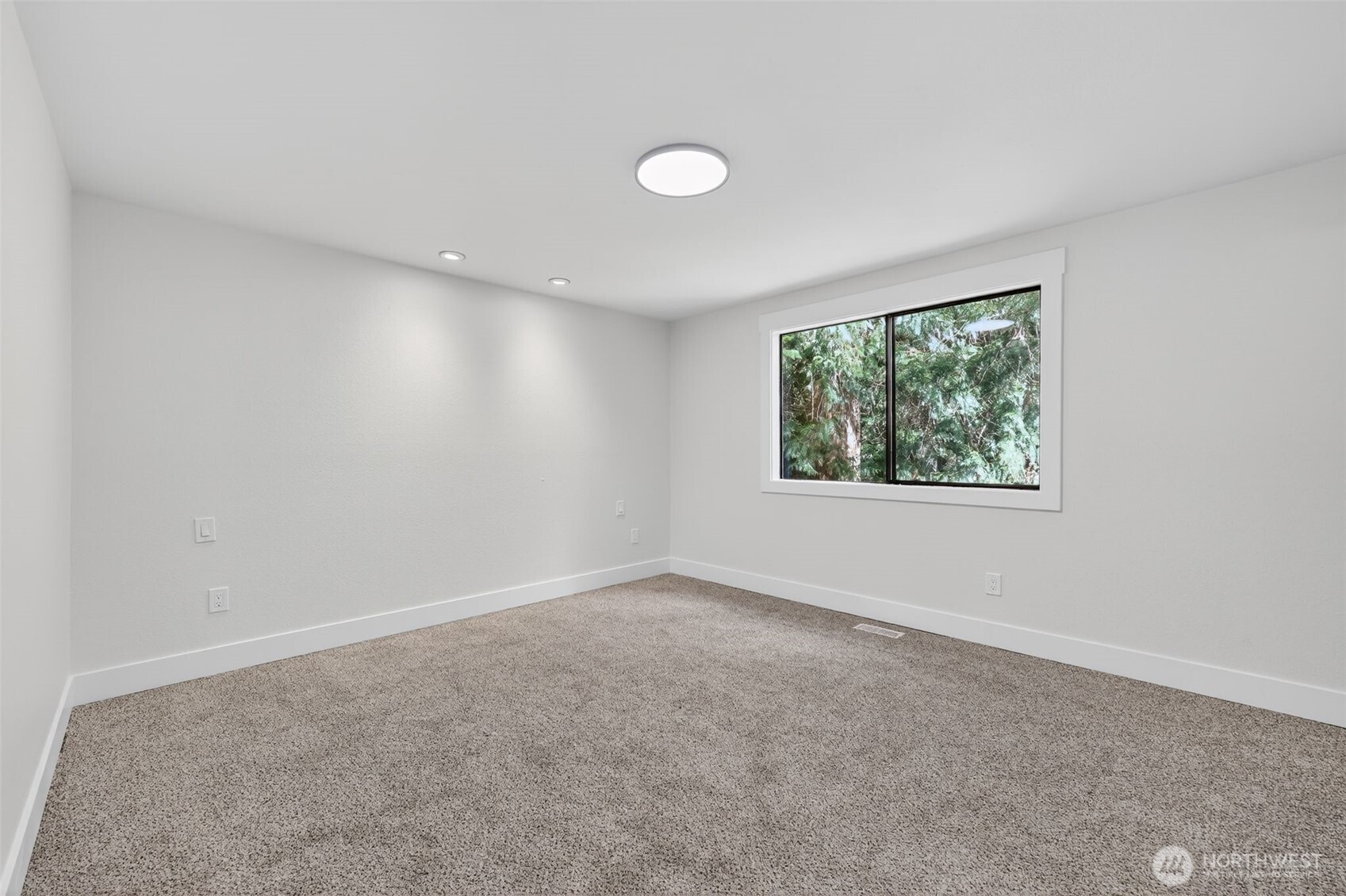 8627 29th Street Ct E, Edgewood, WA 98371