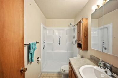 708 Marion Lane SE, Puyallup, WA 98372 - Photo 6