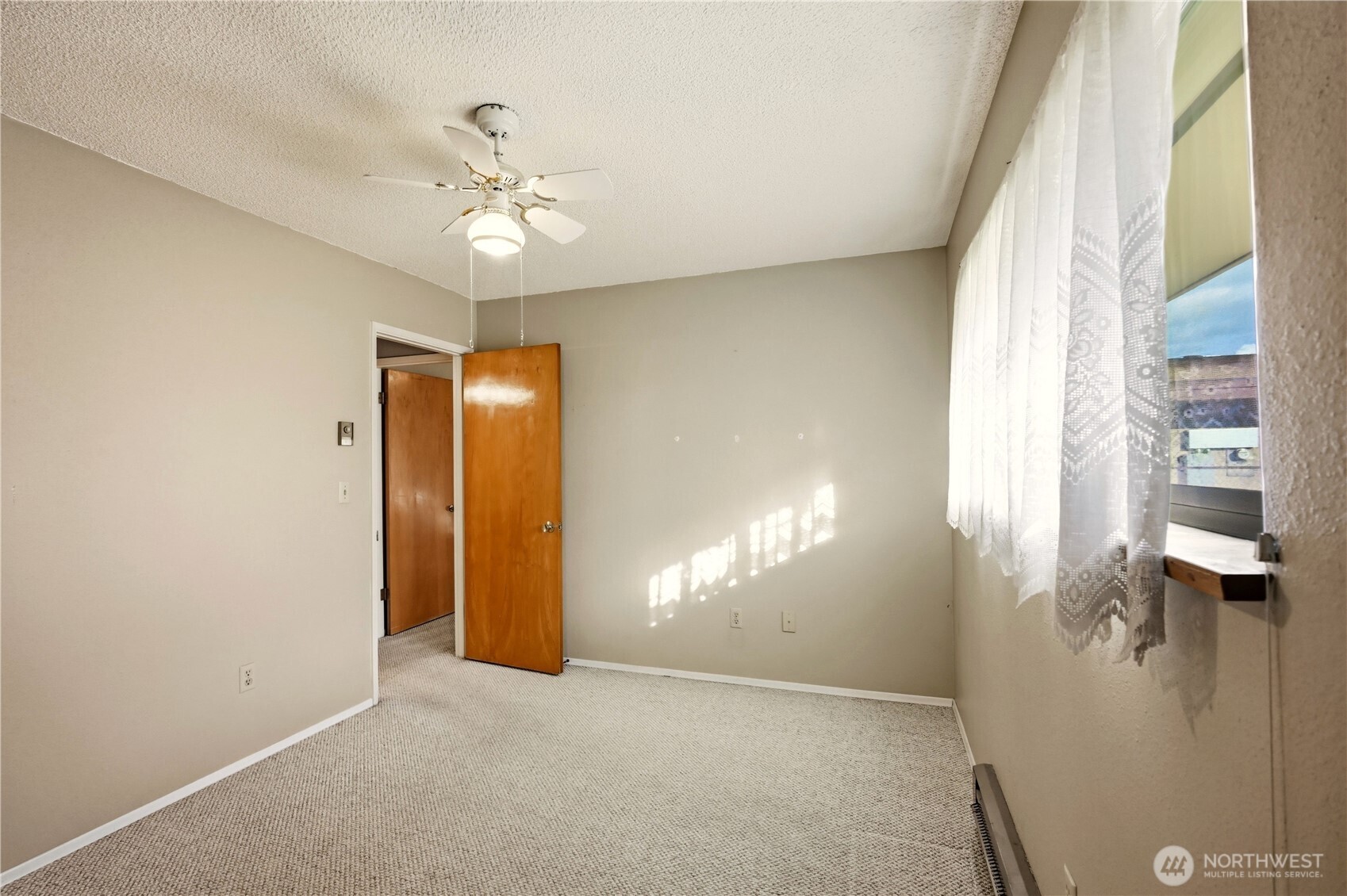 708 Marion Lane SE, Puyallup, WA 98372