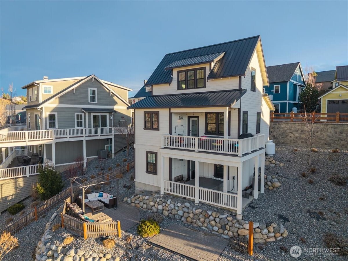 118 Porcupine Lane , Chelan, WA 98816