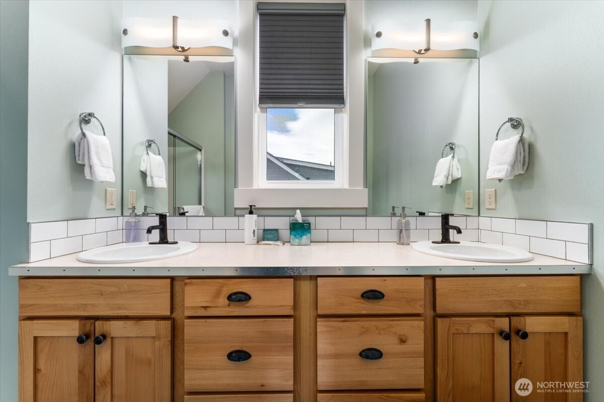 118 Porcupine Lane , Chelan, WA 98816