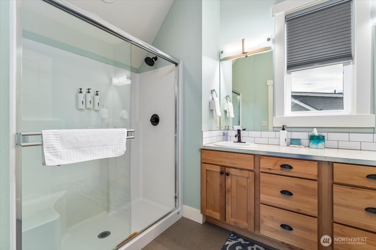 118 Porcupine Lane , Chelan, WA 98816