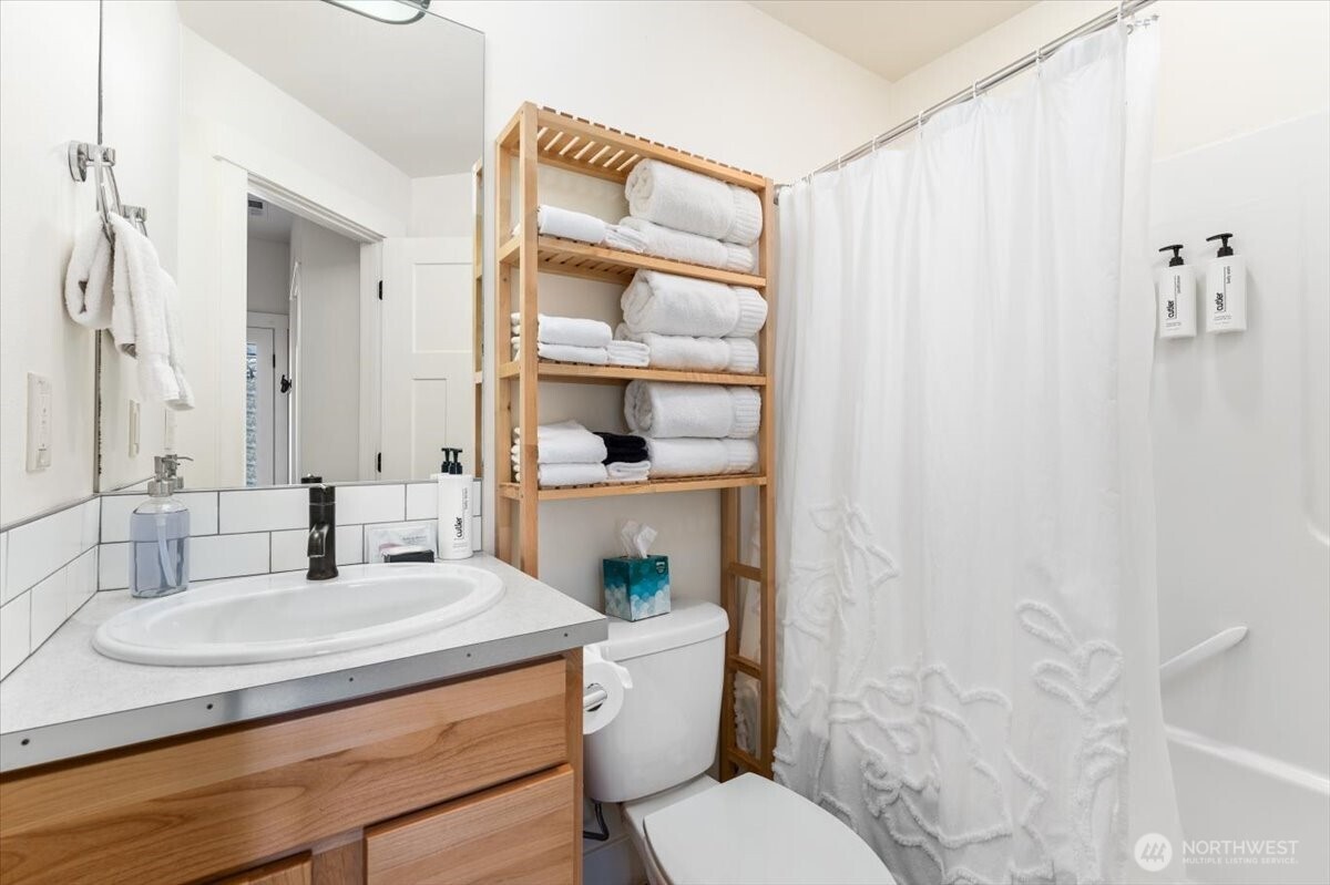 118 Porcupine Lane , Chelan, WA 98816