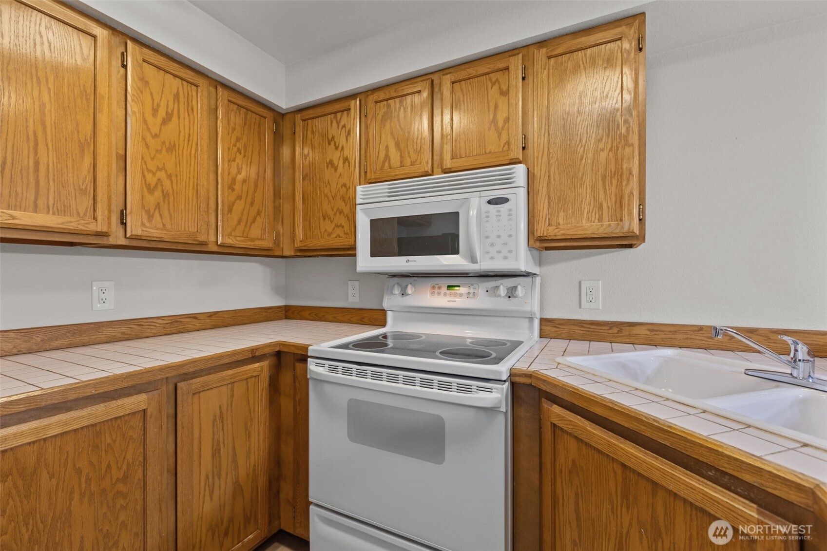 19404 Bothell Way NE #B202, Bothell, WA 98011