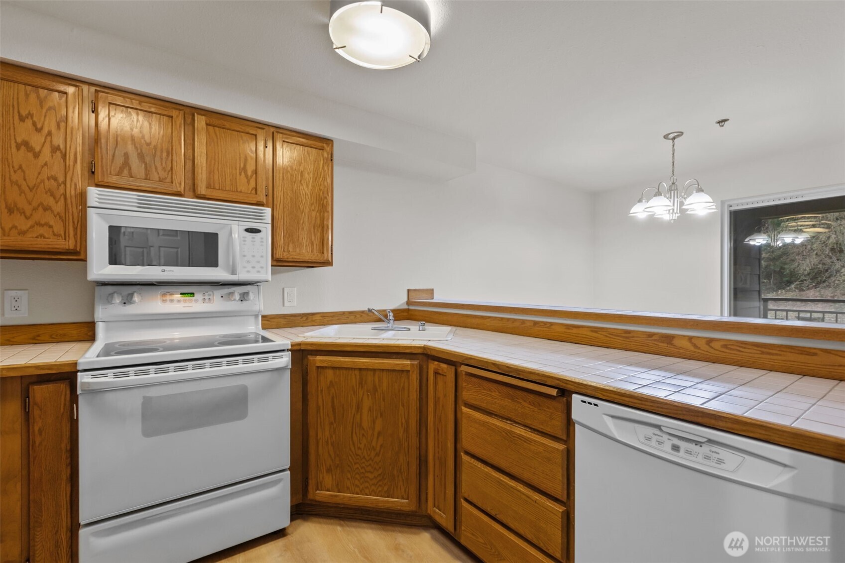 19404 Bothell Way NE #B202, Bothell, WA 98011