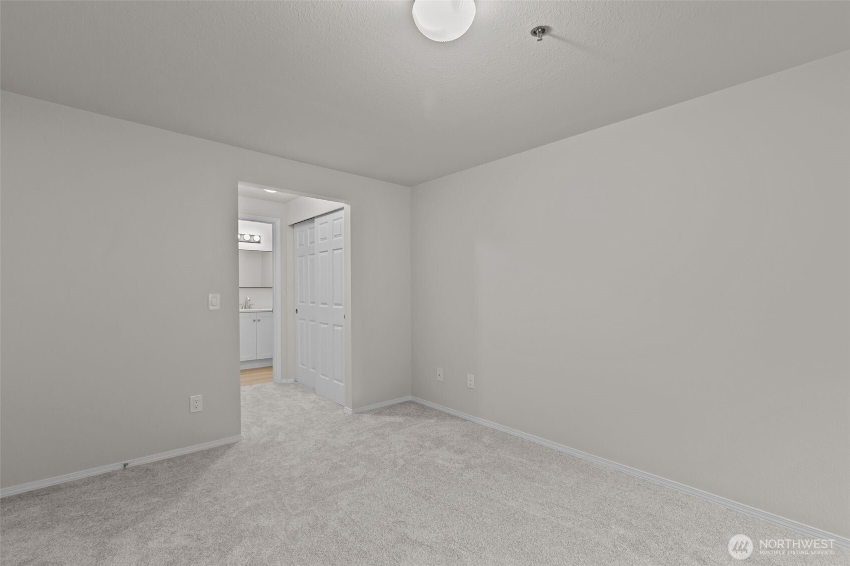 19404 Bothell Way NE #B202, Bothell, WA 98011