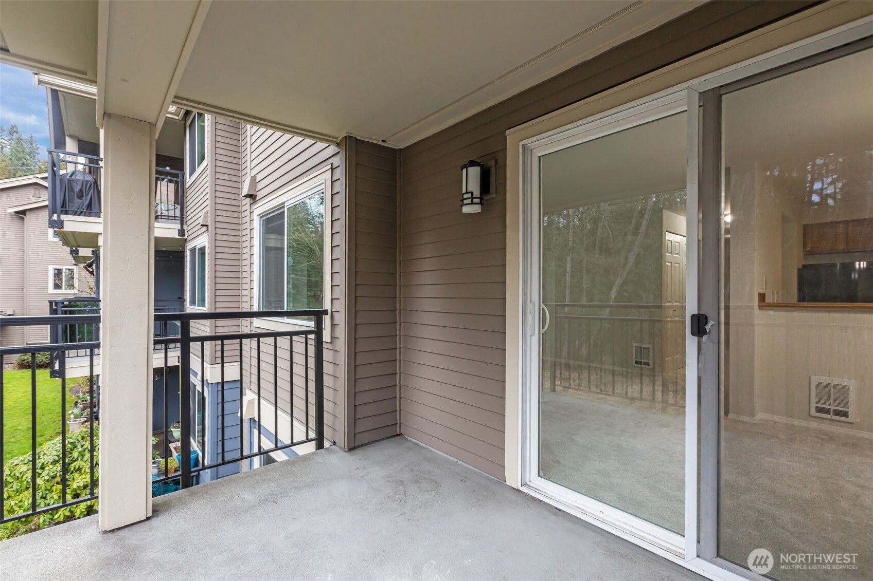 19404 Bothell Way NE #B202, Bothell, WA 98011