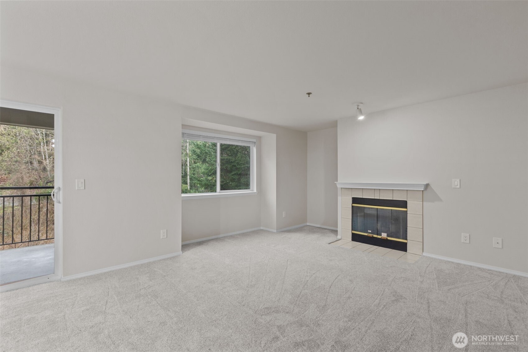 19404 Bothell Way NE #B202, Bothell, WA 98011