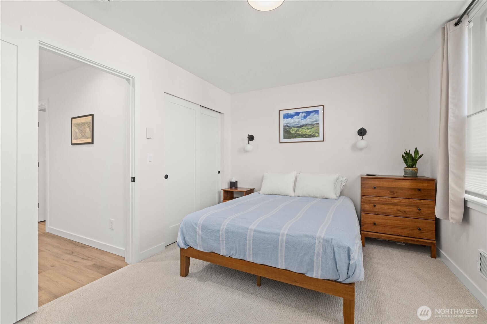 4203 SW Raymond Street , Seattle, WA 98136