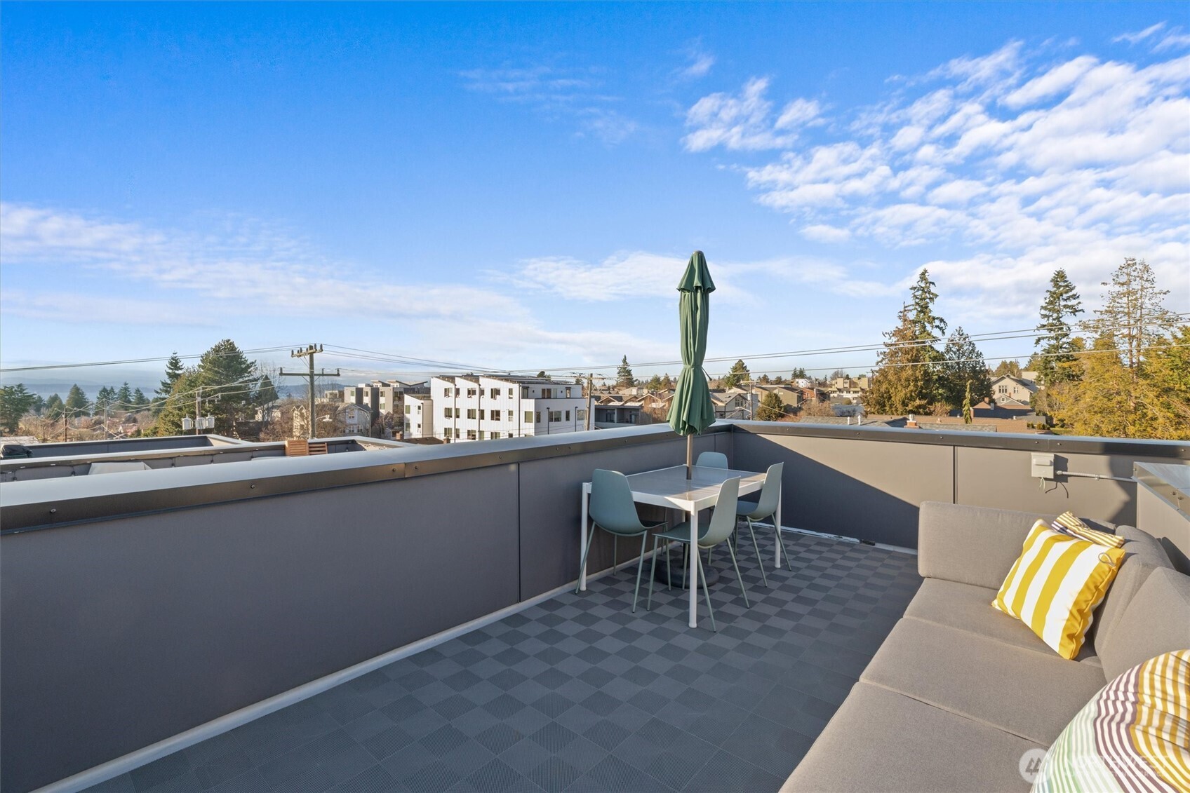 4203 SW Raymond Street , Seattle, WA 98136