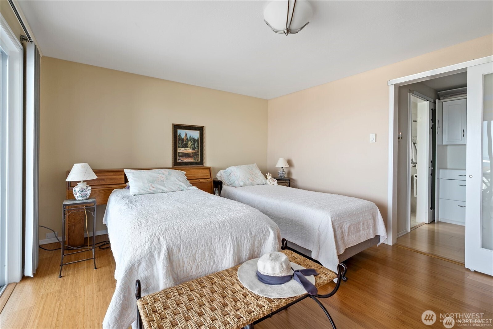 1505 West Beach Road , Oak Harbor, WA 98277