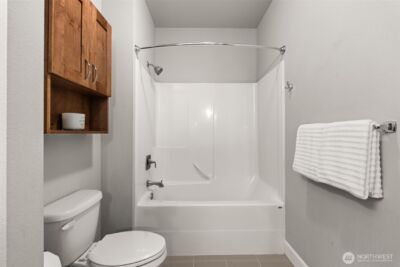 5105 Grand Loop #410, Tacoma, WA 98407-3192 - Photo 21