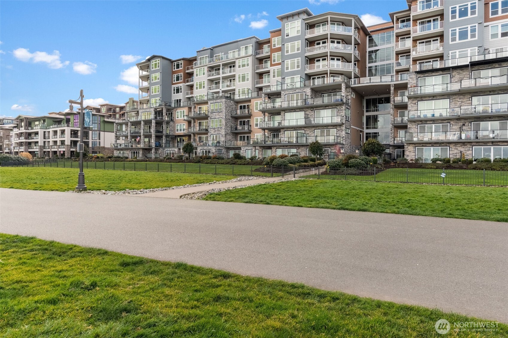 5105 Grand Loop #410, Tacoma, WA 98407-3192