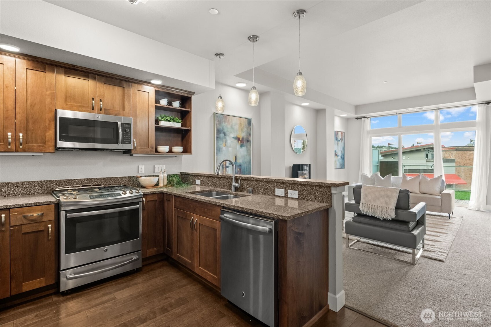 5105 Grand Loop #410, Tacoma, WA 98407-3192