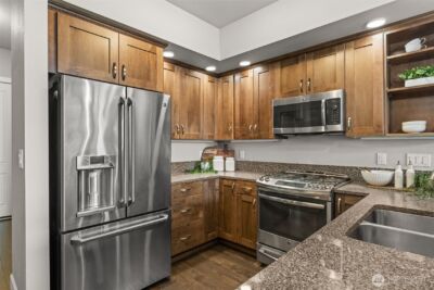 5105 Grand Loop #410, Tacoma, WA 98407-3192 - Photo 8