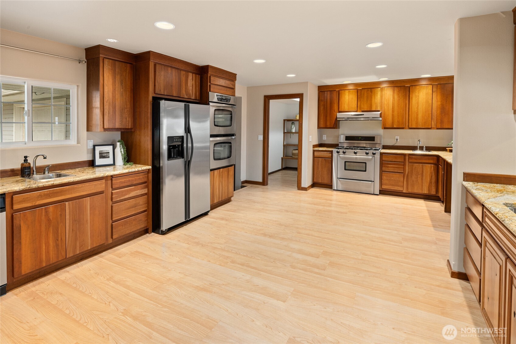 709 S Matthews Road , Ellensburg, WA 98926