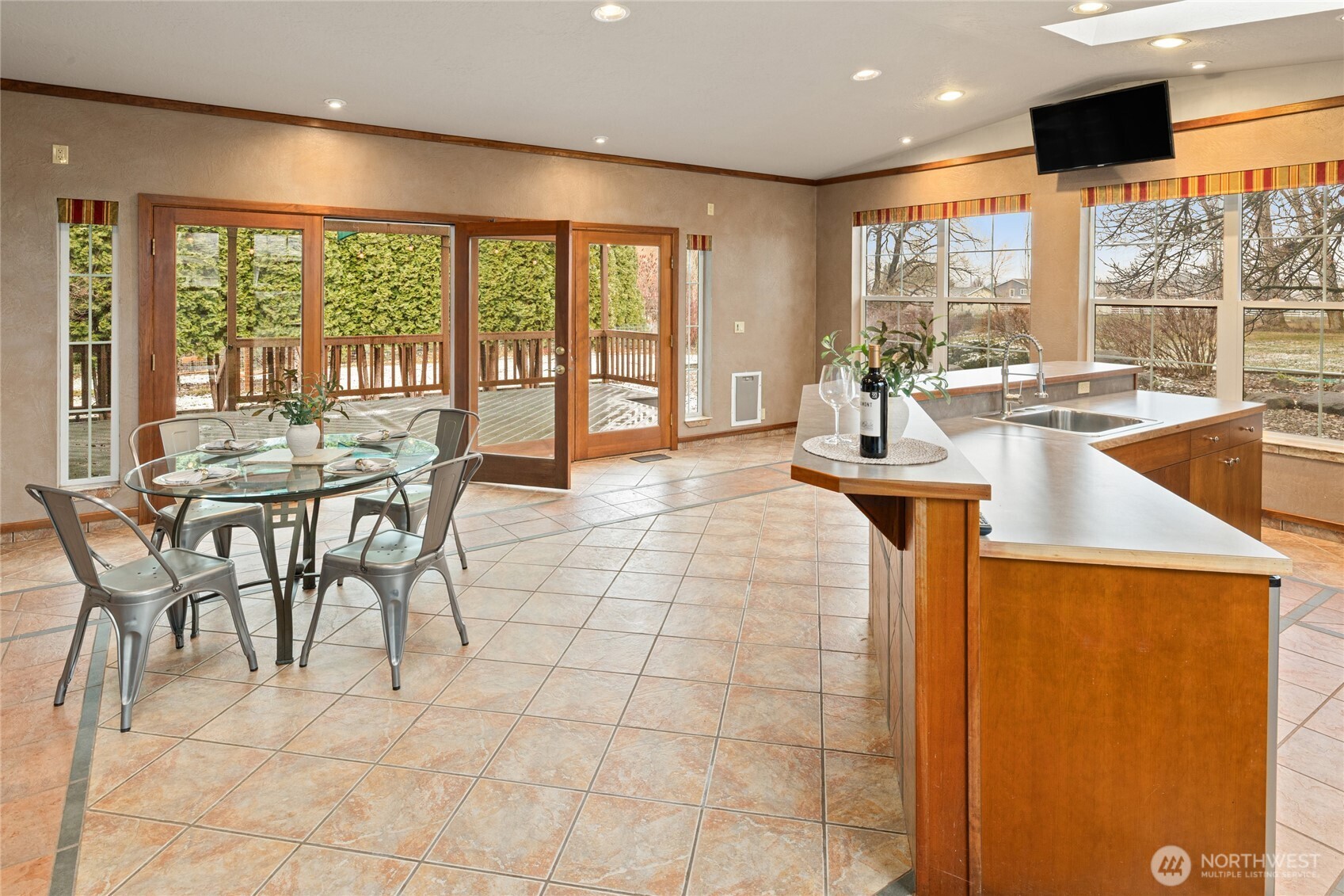 709 S Matthews Road , Ellensburg, WA 98926