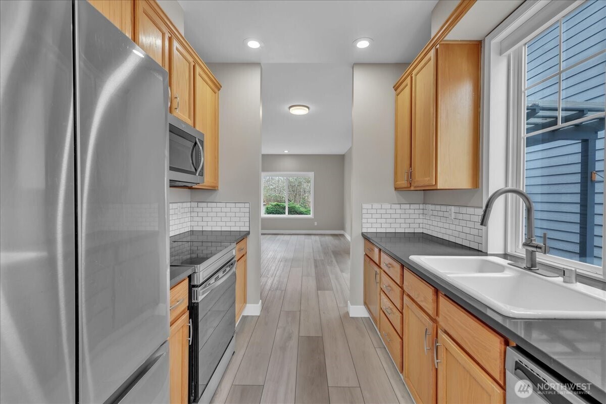 25123 Roberts Drive #504, Black Diamond, WA 98010-9218