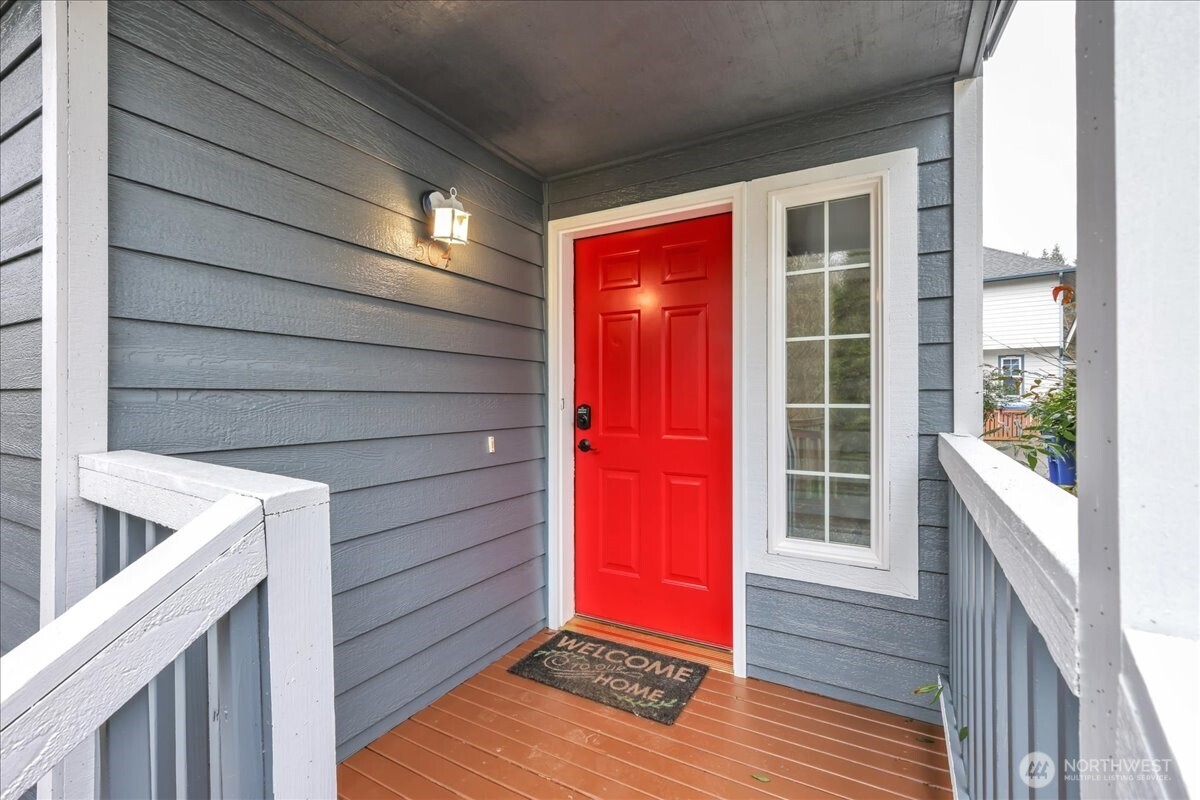 25123 Roberts Drive #504, Black Diamond, WA 98010-9218