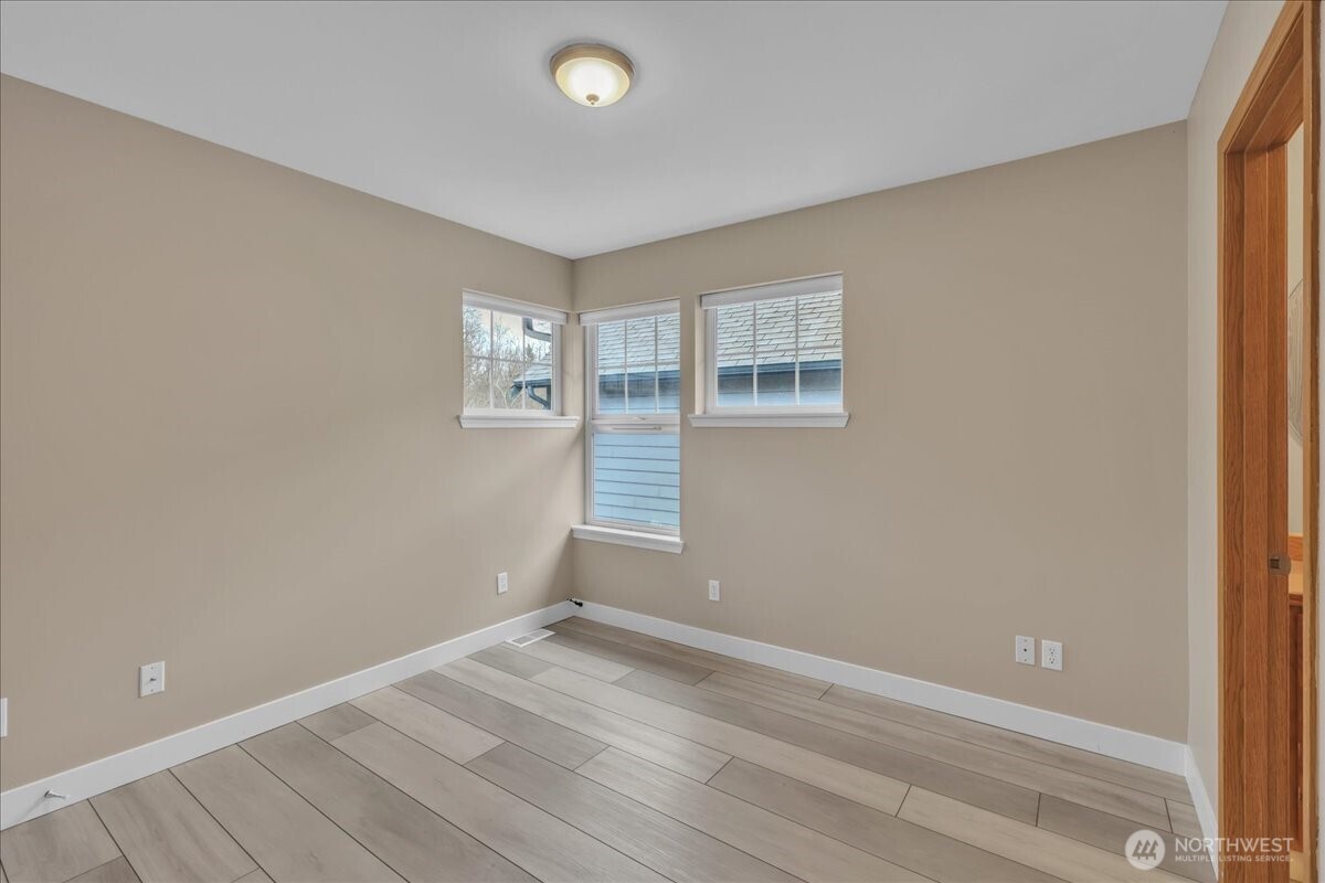 25123 Roberts Drive #504, Black Diamond, WA 98010-9218