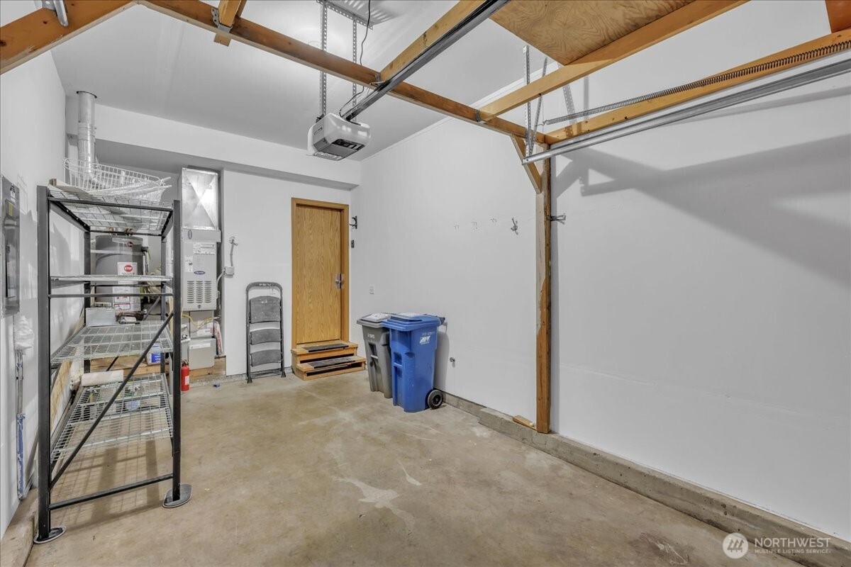 25123 Roberts Drive #504, Black Diamond, WA 98010-9218