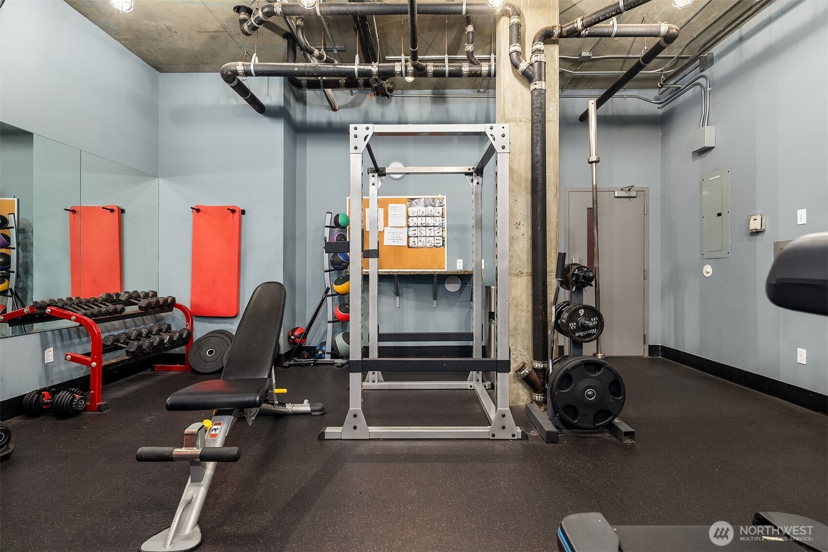 2504 Western Avenue #422, Seattle, WA 98121