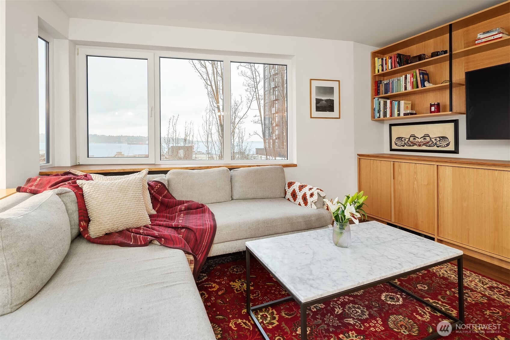 2504 Western Avenue #422, Seattle, WA 98121