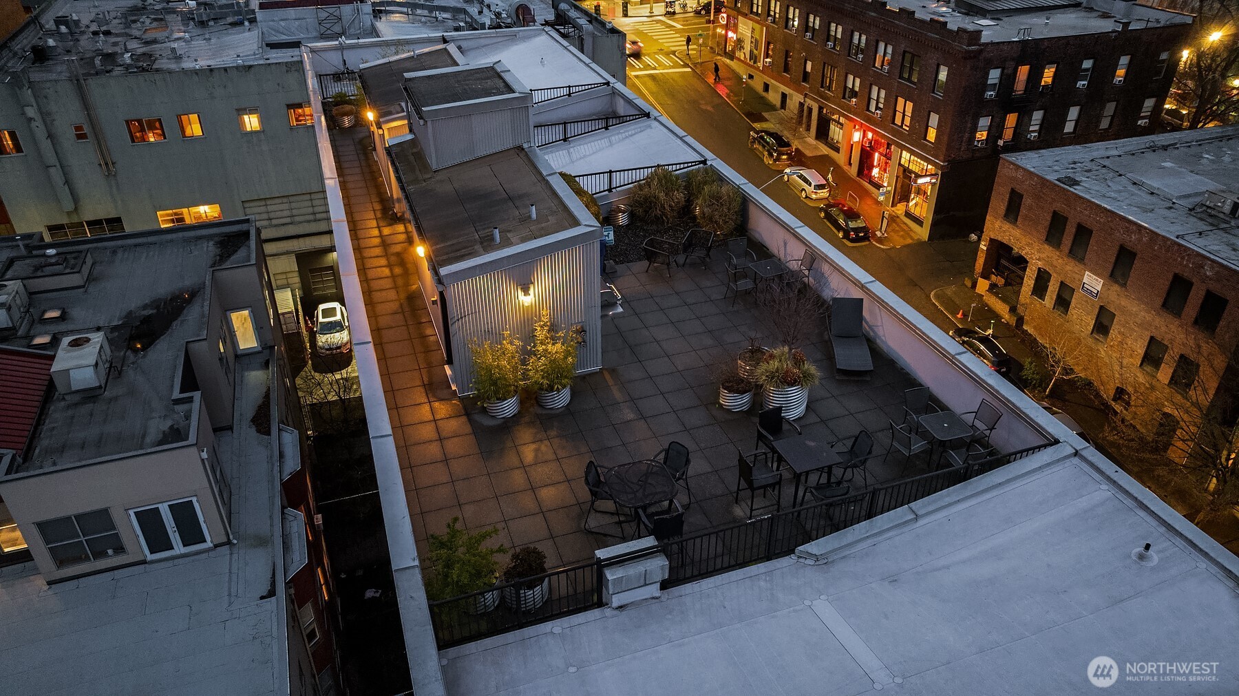 2504 Western Avenue #422, Seattle, WA 98121