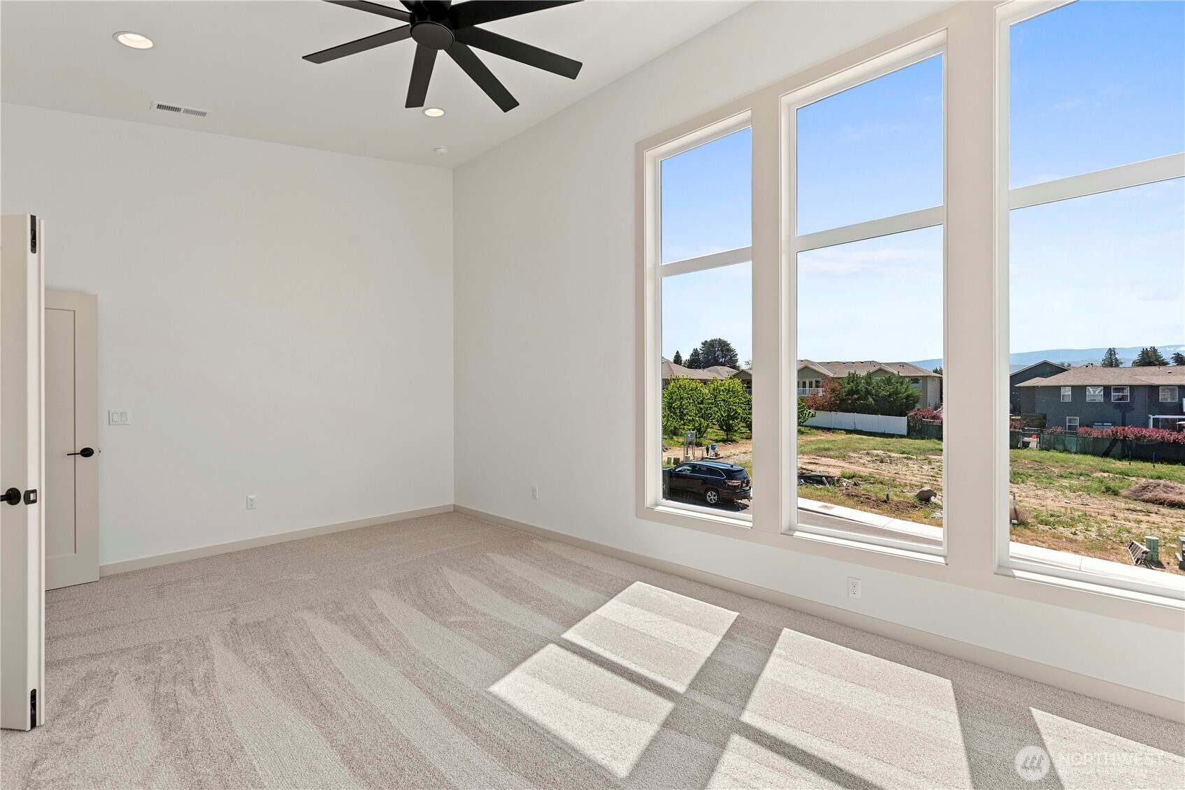 107 Chadwick Street NW, East Wenatchee, WA 98802