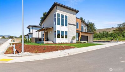 107 Chadwick Street NW, East Wenatchee, WA 98802 - Photo 3