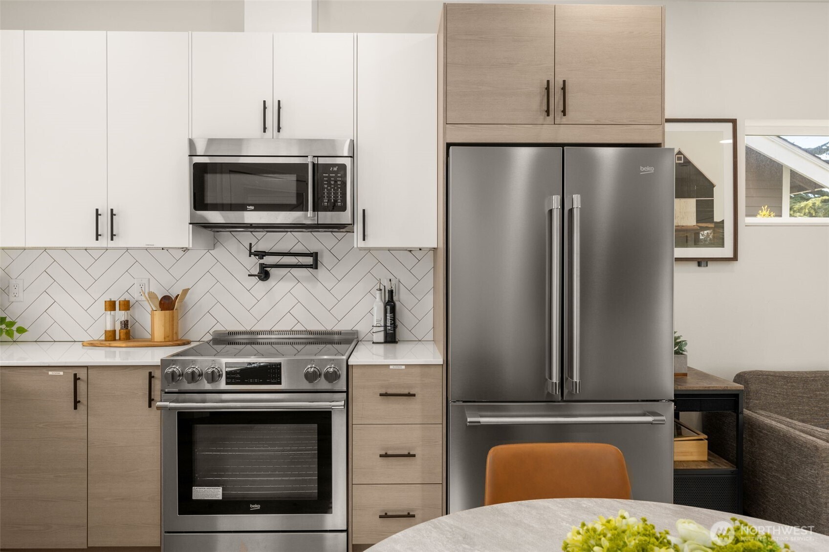 1405 N 103rd Street , Seattle, WA 98133