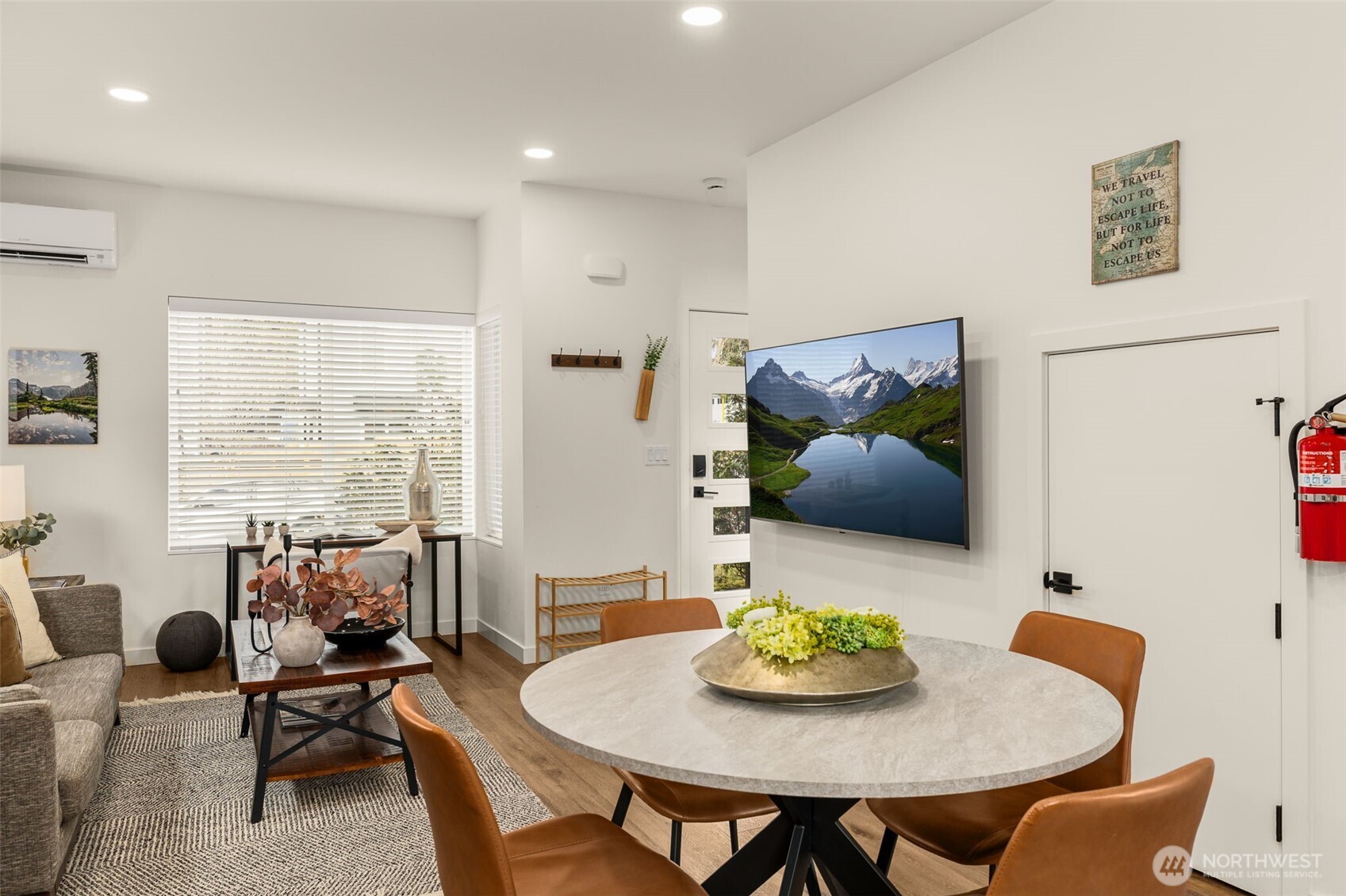 1405 N 103rd Street , Seattle, WA 98133