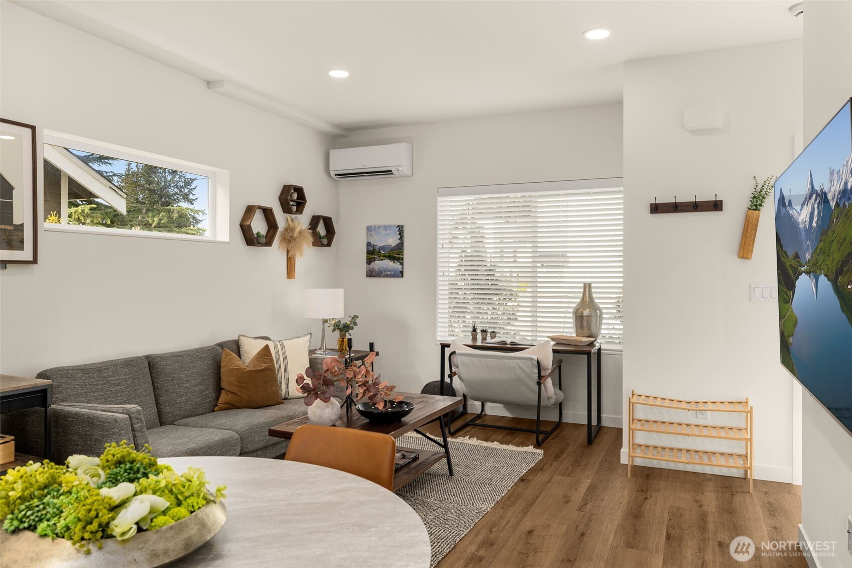 1405 N 103rd Street , Seattle, WA 98133