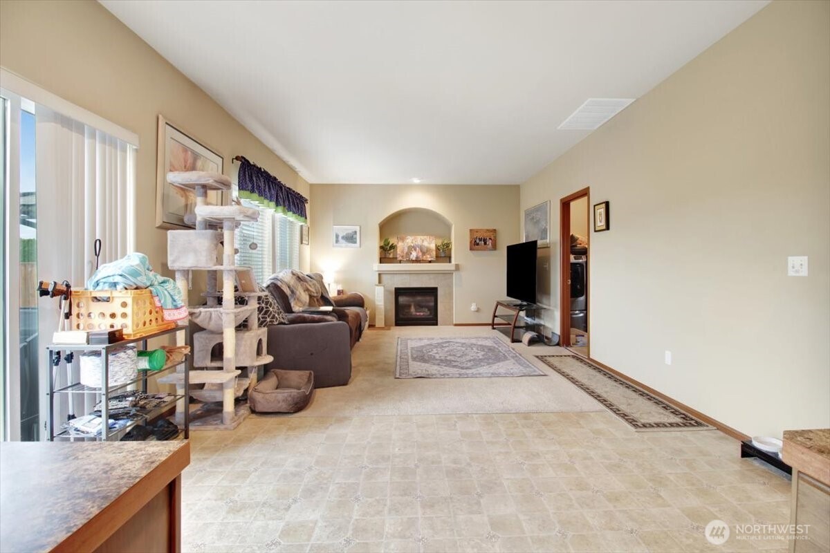 11809 58th Drive NE, Marysville, WA 98271