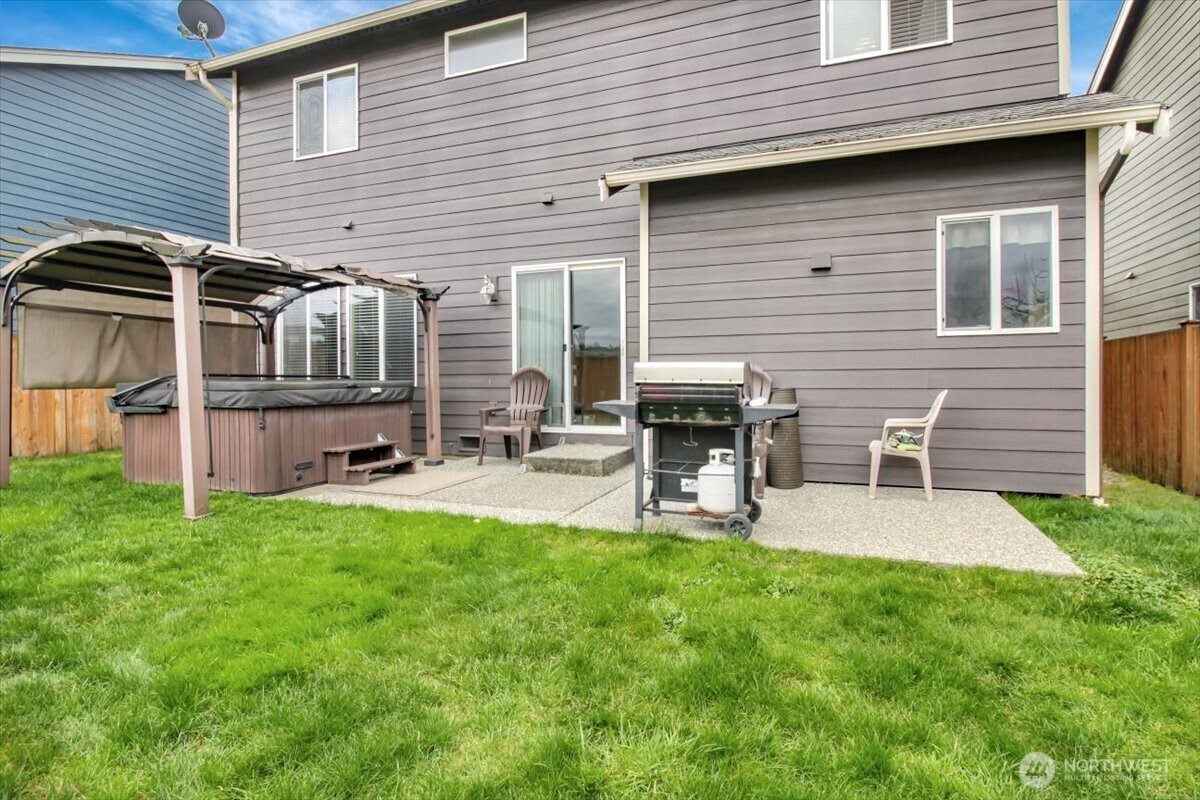 11809 58th Drive NE, Marysville, WA 98271